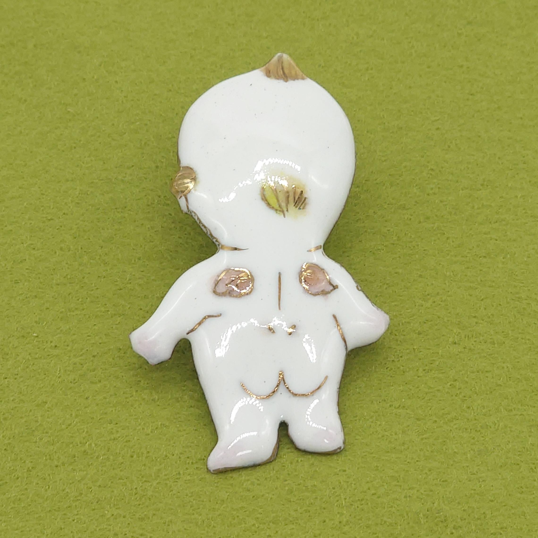 キューピー(B)の七宝焼ブローチ[受注制作]1枚目の画像
